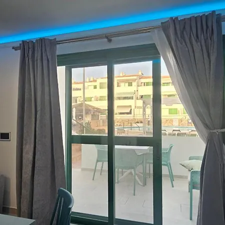 Apartman Alondras Aircon And Pool