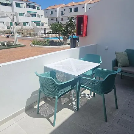 Διαμέρισμα Alondras Aircon And Pool