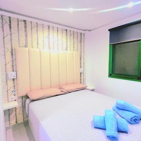 Alondras Luxury Paradise Fully Renovated 아파트